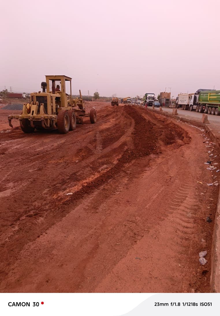 Additional lanes — Kati toll and weighing station (Lot 1)